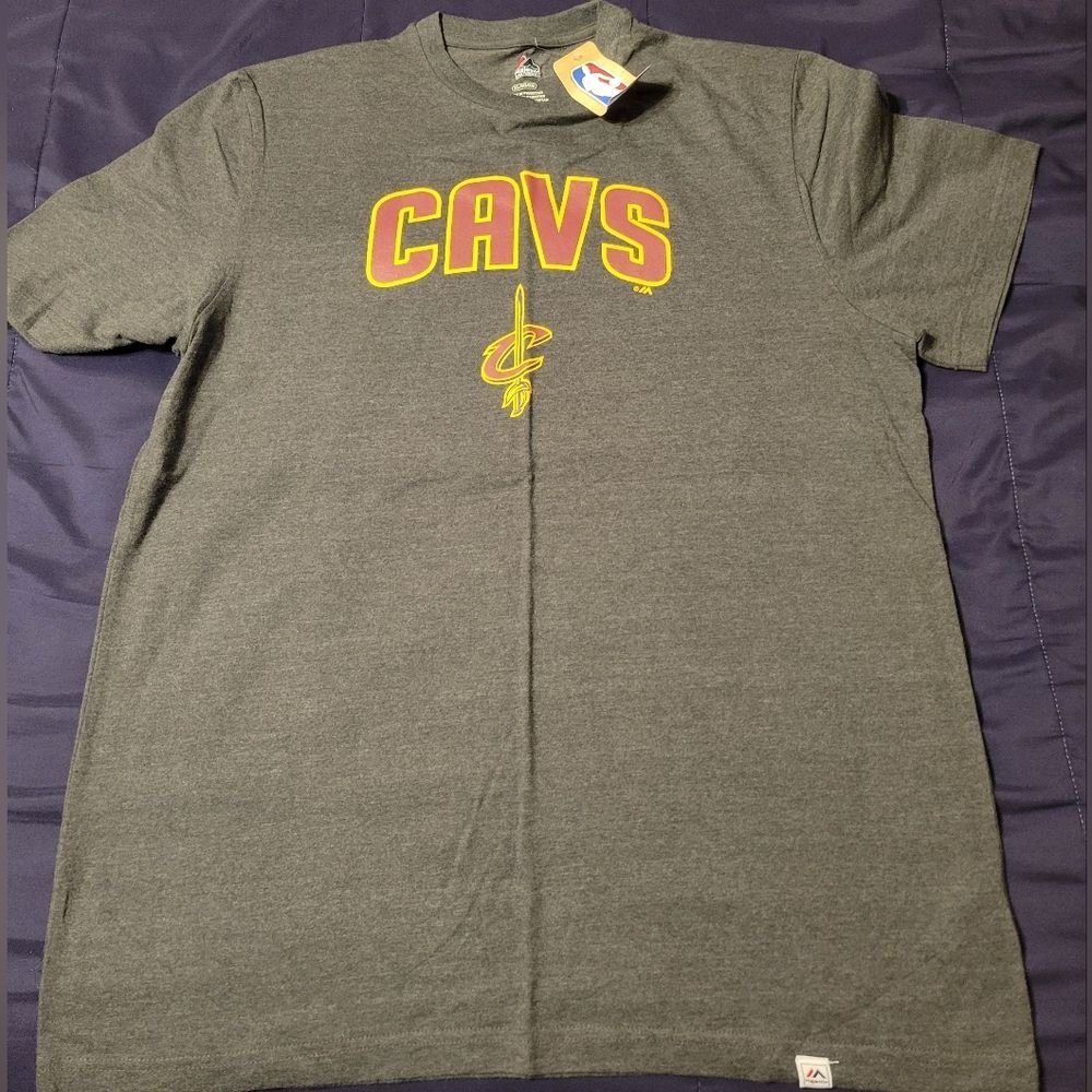 MENS XL MAJESTIC CLEVELAND CAVALIERS T SHIRT